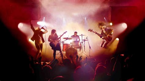 Rock Band 4: Bir Müzik Devrimi İçin Gitarı Elinden Bırakma!